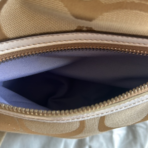 Coach Backpack - Picture 4 of 6